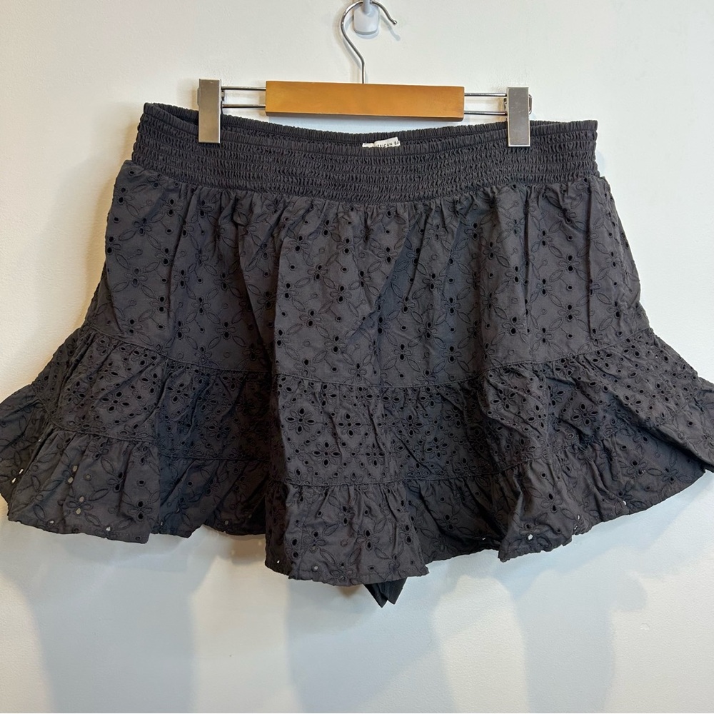 American Eagle Eyelet Ruffle Cotton Mini Skirt Black